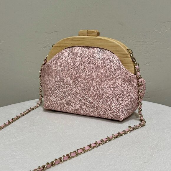 Pink Embossed Leather Handmade Round Wooden Frame Clutch/Crossbody & 2 Chains - Picture 6 of 16